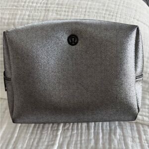 Lululemon All Your Small Things Pouch *4L